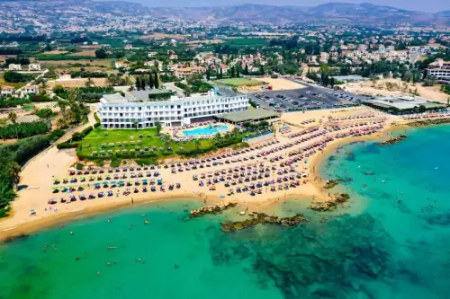 Corallia Beach Hotel Apartments