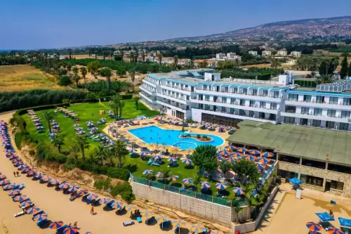 Corallia Beach Hotel Apartments